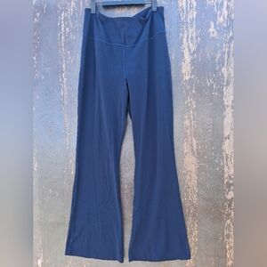 Navy Flared Yoga Pants
